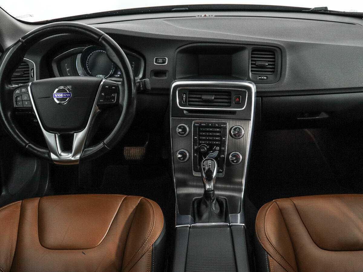 Volvo S60 2014 года с пробегом. Фото: #11