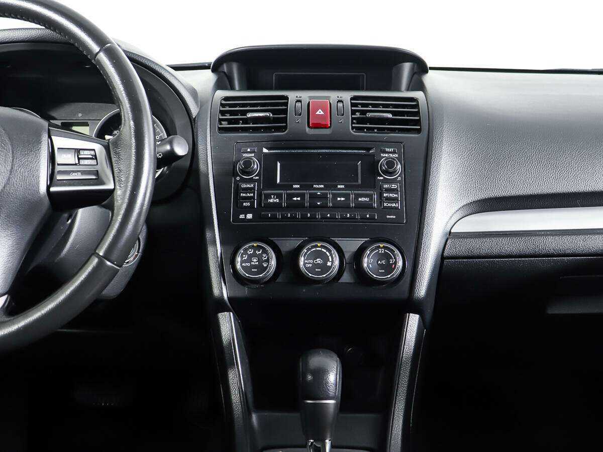 Subaru XV 2012 года с пробегом. Фото: #12