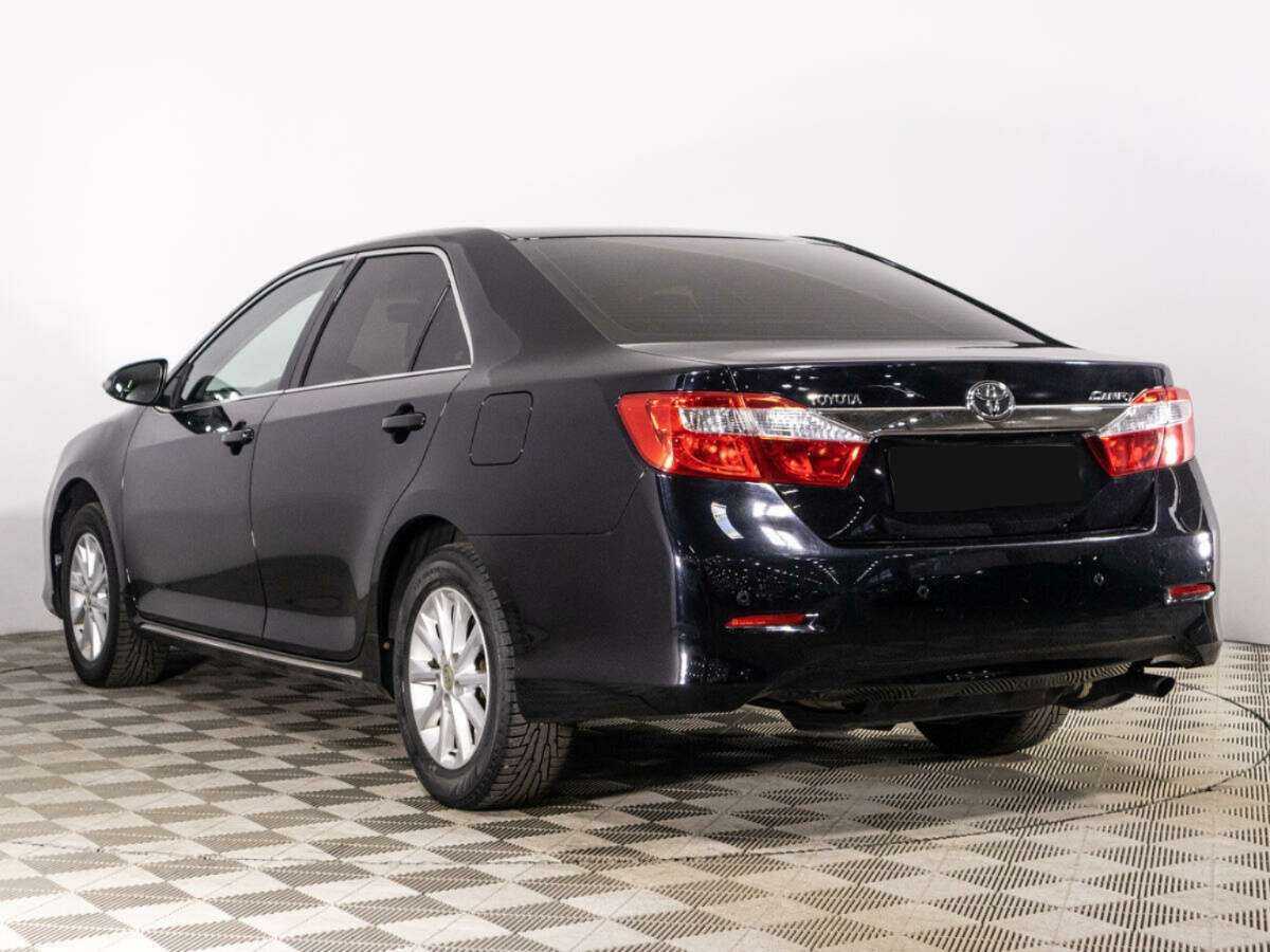 Toyota Camry 2012 года с пробегом. Фото: #5