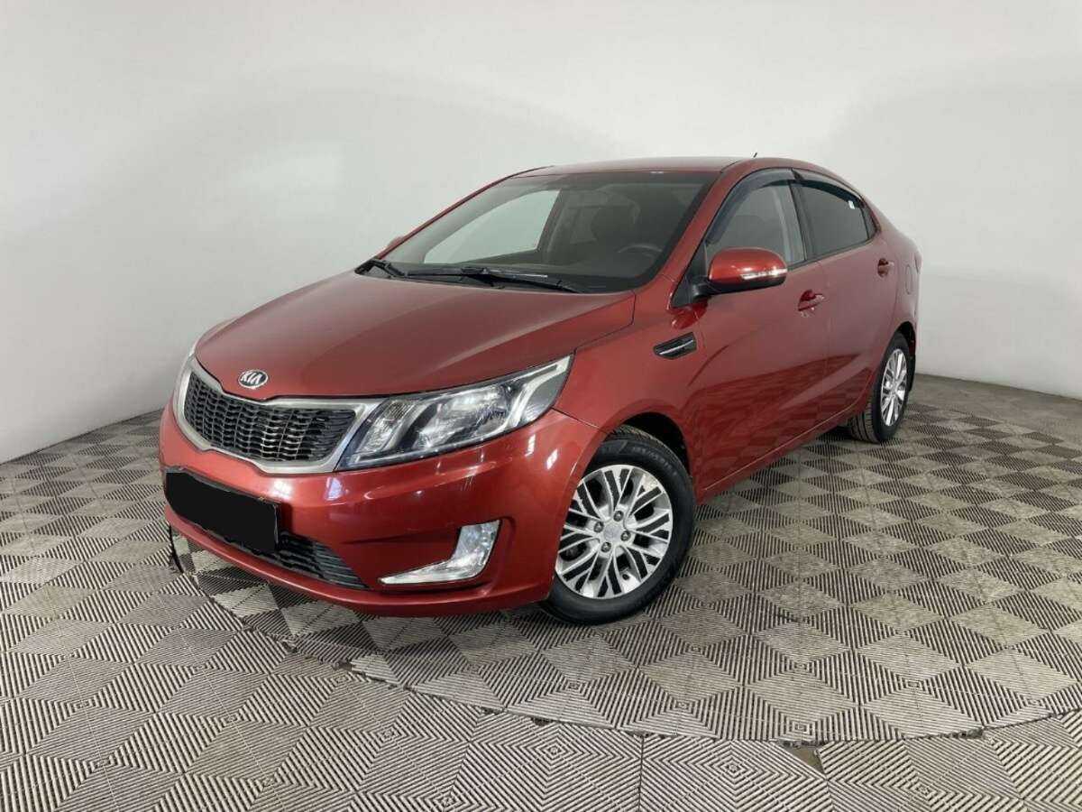 Kia Rio 2013 года с пробегом. Посмотреть фото