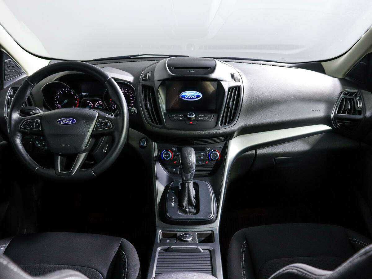 Ford Kuga 2018 года с пробегом. Фото: #9