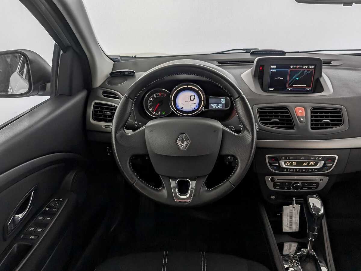Renault Fluence 2013 года с пробегом. Фото: #20