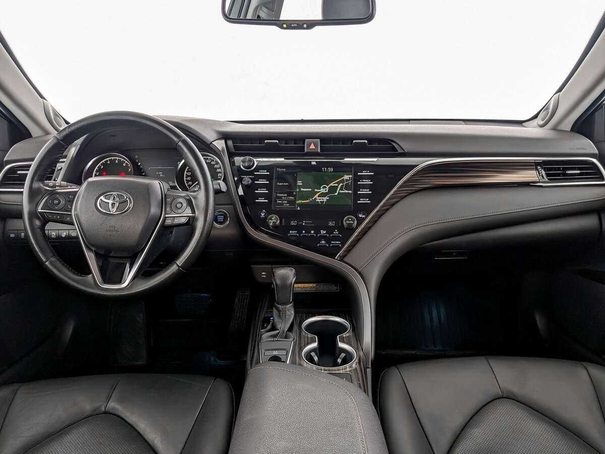 Toyota Camry 2019 года с пробегом. Фото: #13
