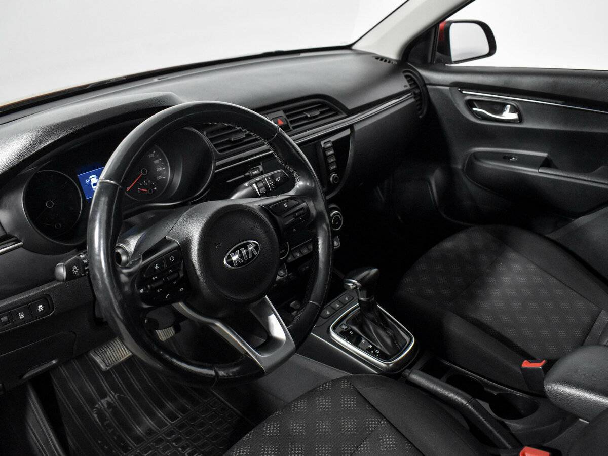 Kia Rio 2018 года с пробегом. Фото: #8