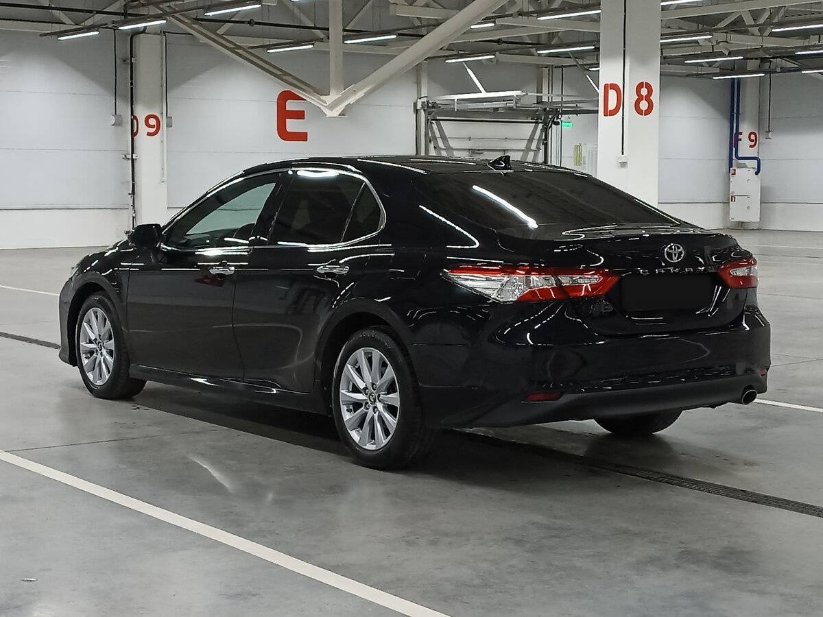 Toyota Camry 2019 года с пробегом. Фото: #6