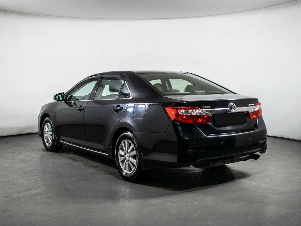 Toyota Camry 2013 года с пробегом. Фото: #6