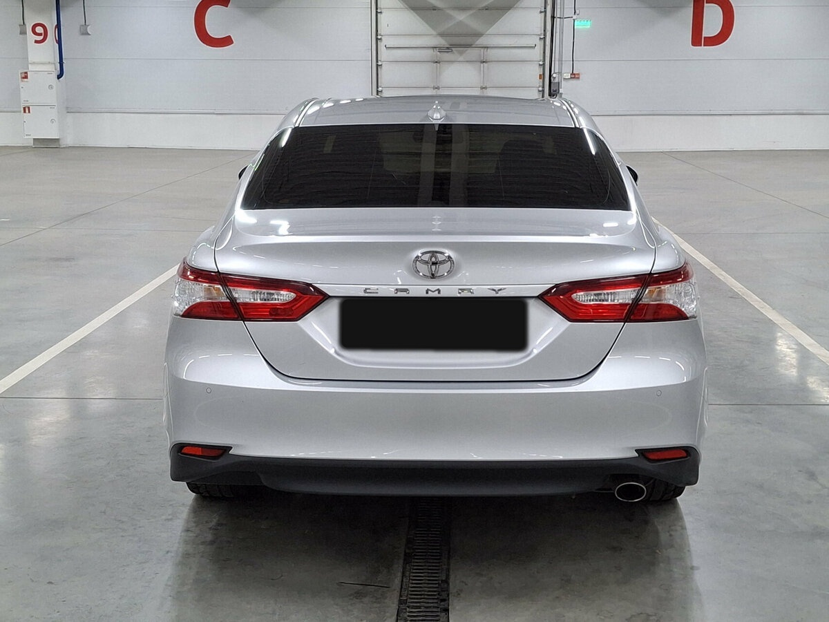 Toyota Camry 2018 года с пробегом. Фото: #5