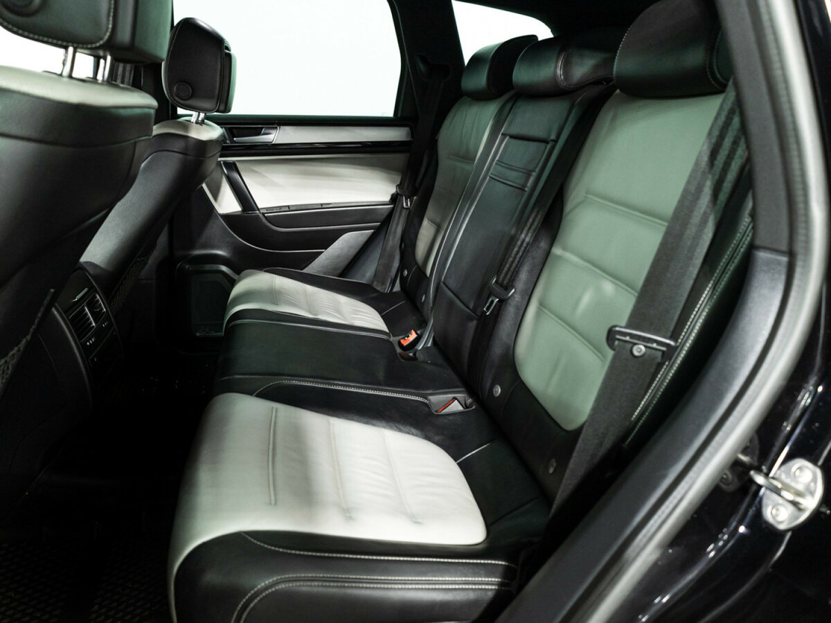 Volkswagen Touareg 2017 года с пробегом. Фото: #7