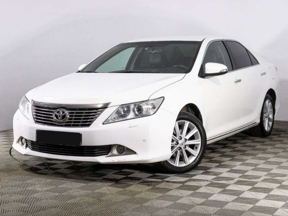 Toyota Camry 2012 года с пробегом. Фото: #0