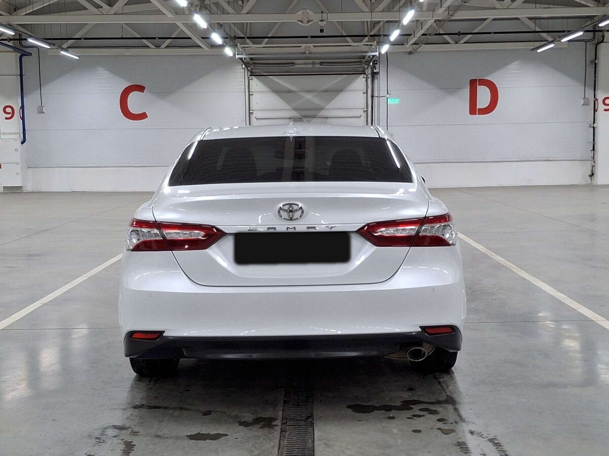 Toyota Camry 2020 года с пробегом. Фото: #5