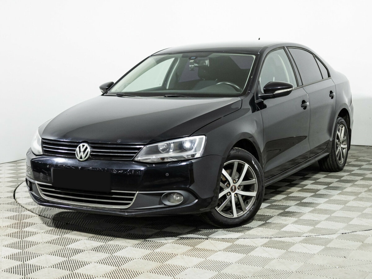 Volkswagen Jetta 2013 года с пробегом. Посмотреть фото