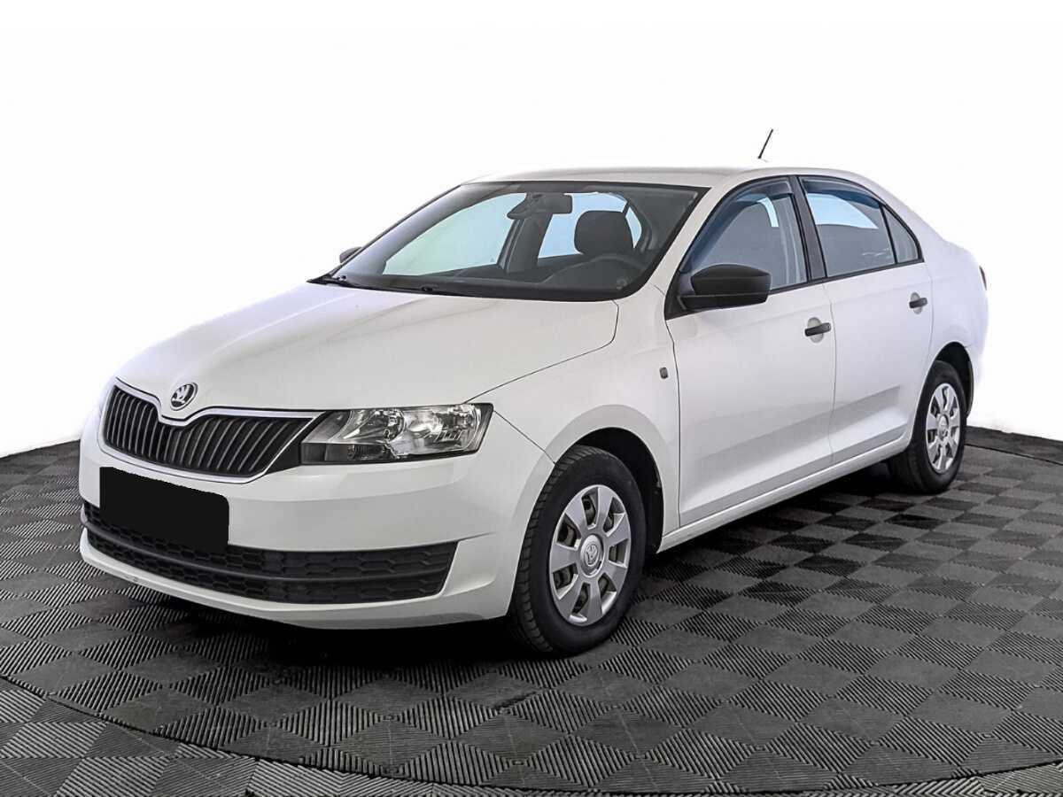 Skoda Rapid 2017 года с пробегом. Посмотреть фото