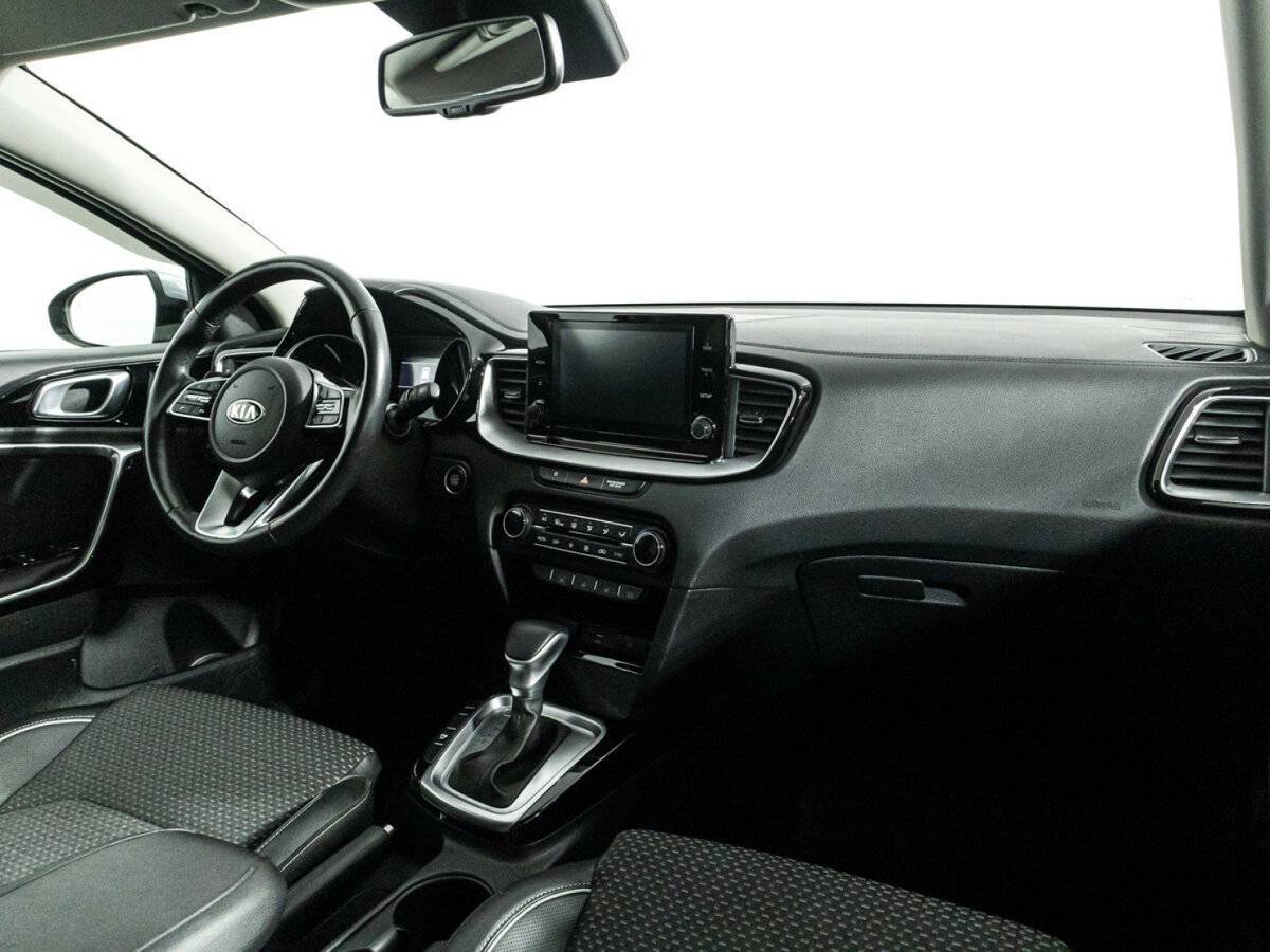 Kia Ceed 2021 года с пробегом. Фото: #8