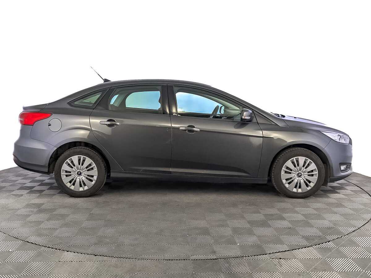Ford Focus 2019 года с пробегом. Фото: #3