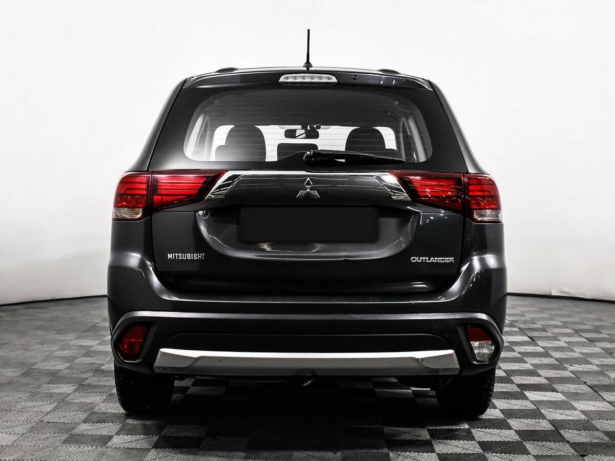 Mitsubishi Outlander 2015 года с пробегом. Фото: #5