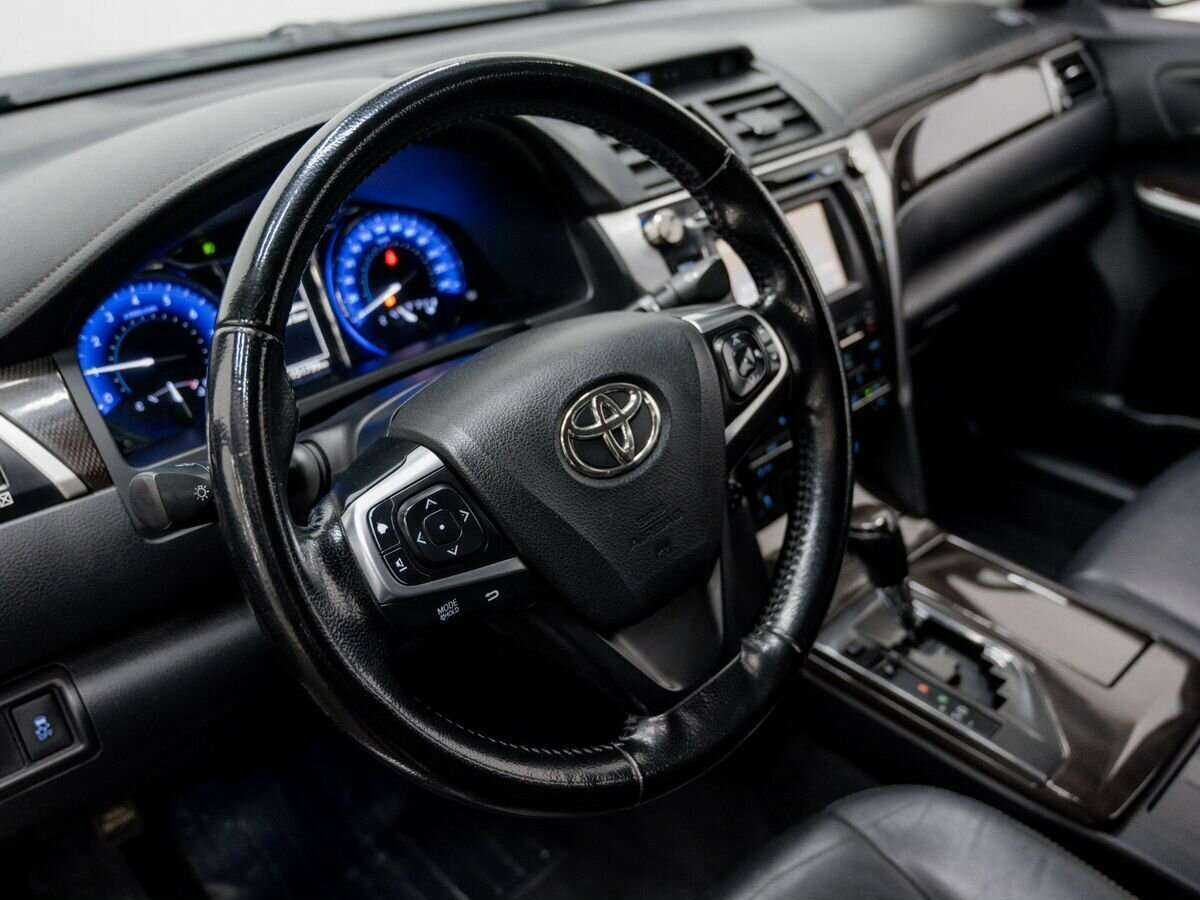 Toyota Camry 2015 года с пробегом. Фото: #17