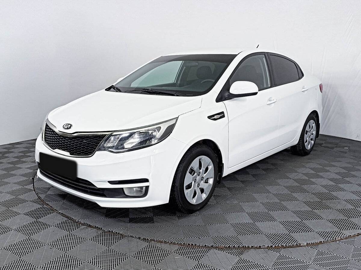 Kia Rio 2015 года с пробегом. Посмотреть фото