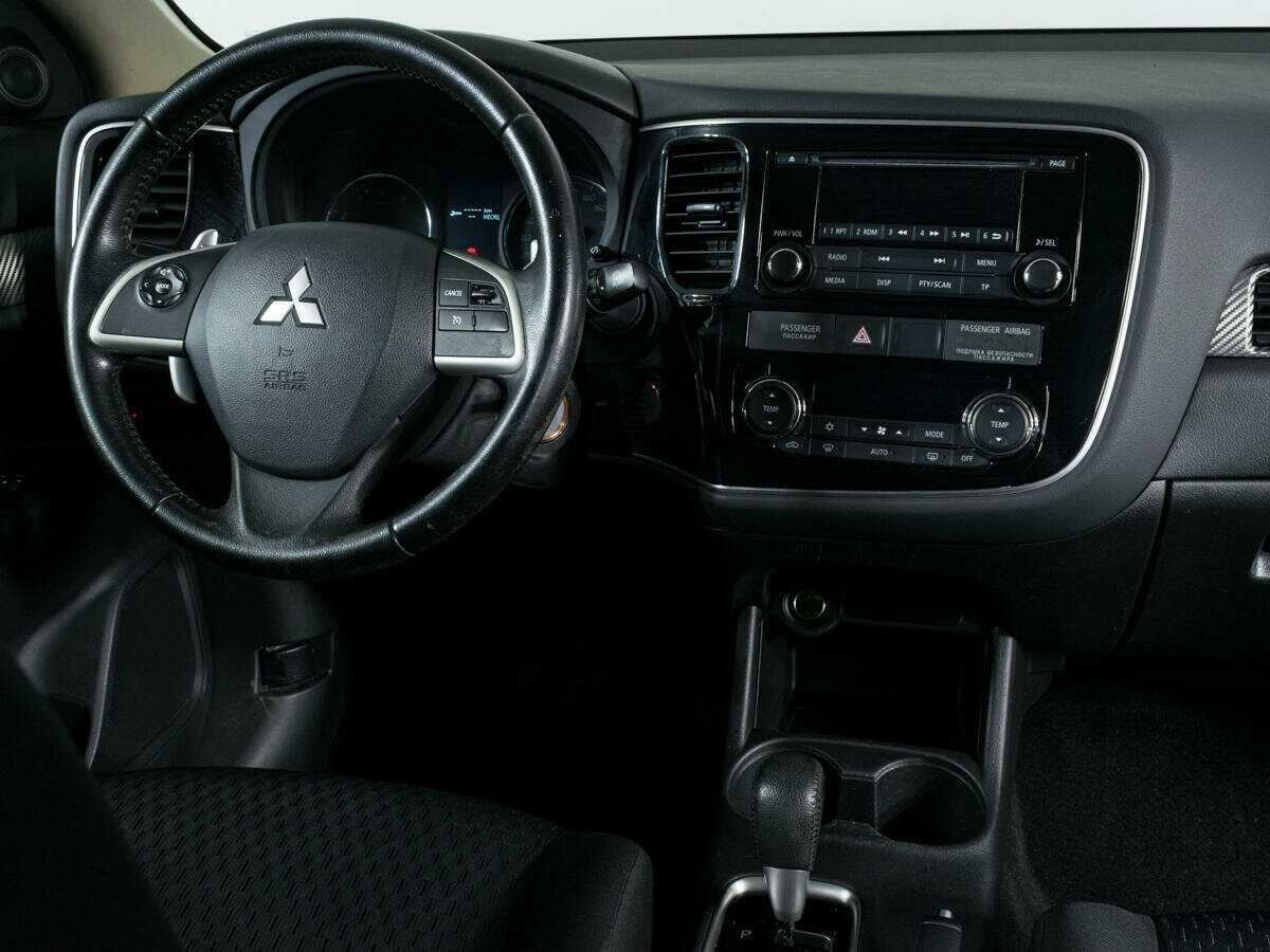 Mitsubishi Outlander 2012 года с пробегом. Фото: #11