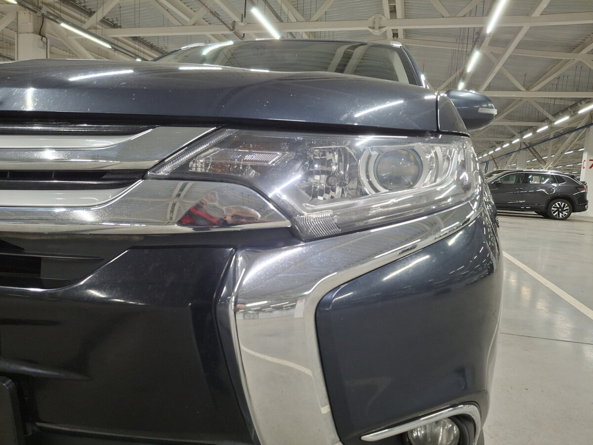 Mitsubishi Outlander 2017 года с пробегом. Фото: #15