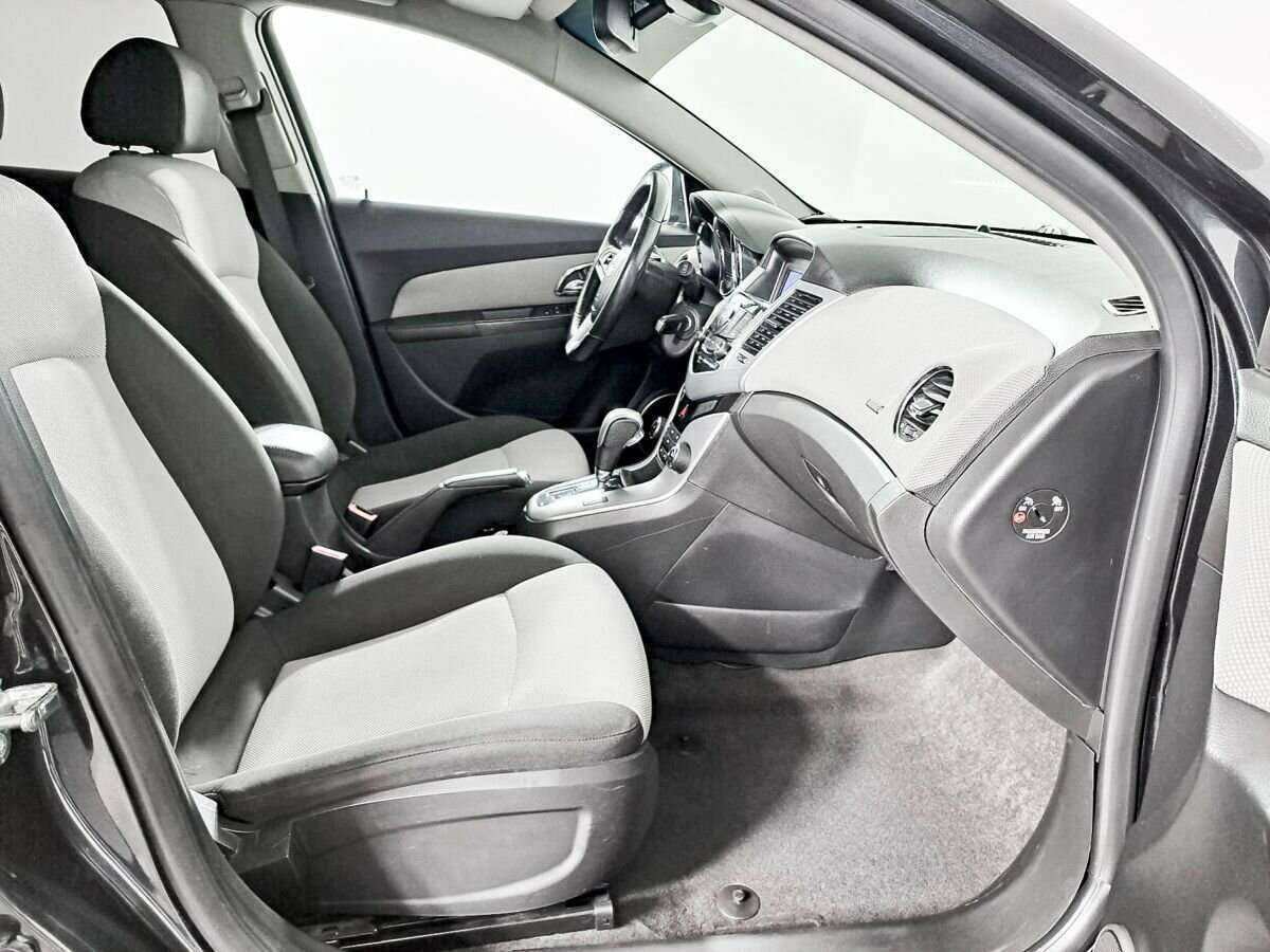 Chevrolet Cruze 2012 года с пробегом. Фото: #8