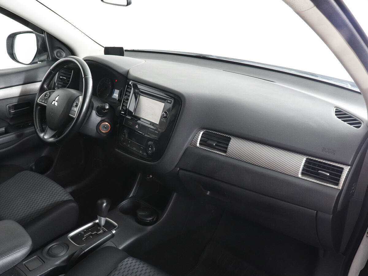 Mitsubishi Outlander 2014 года с пробегом. Фото: #9