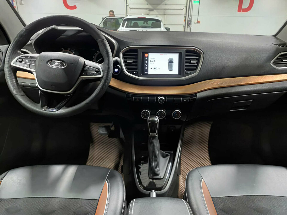 Lada (ВАЗ) Vesta 2024 года с пробегом. Фото: #13