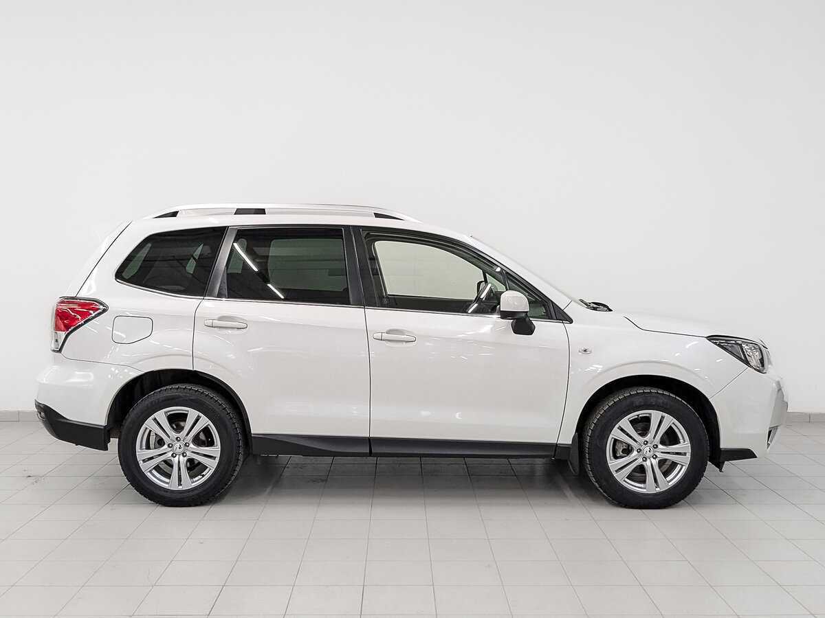 Subaru Forester 2018 года с пробегом. Фото: #3