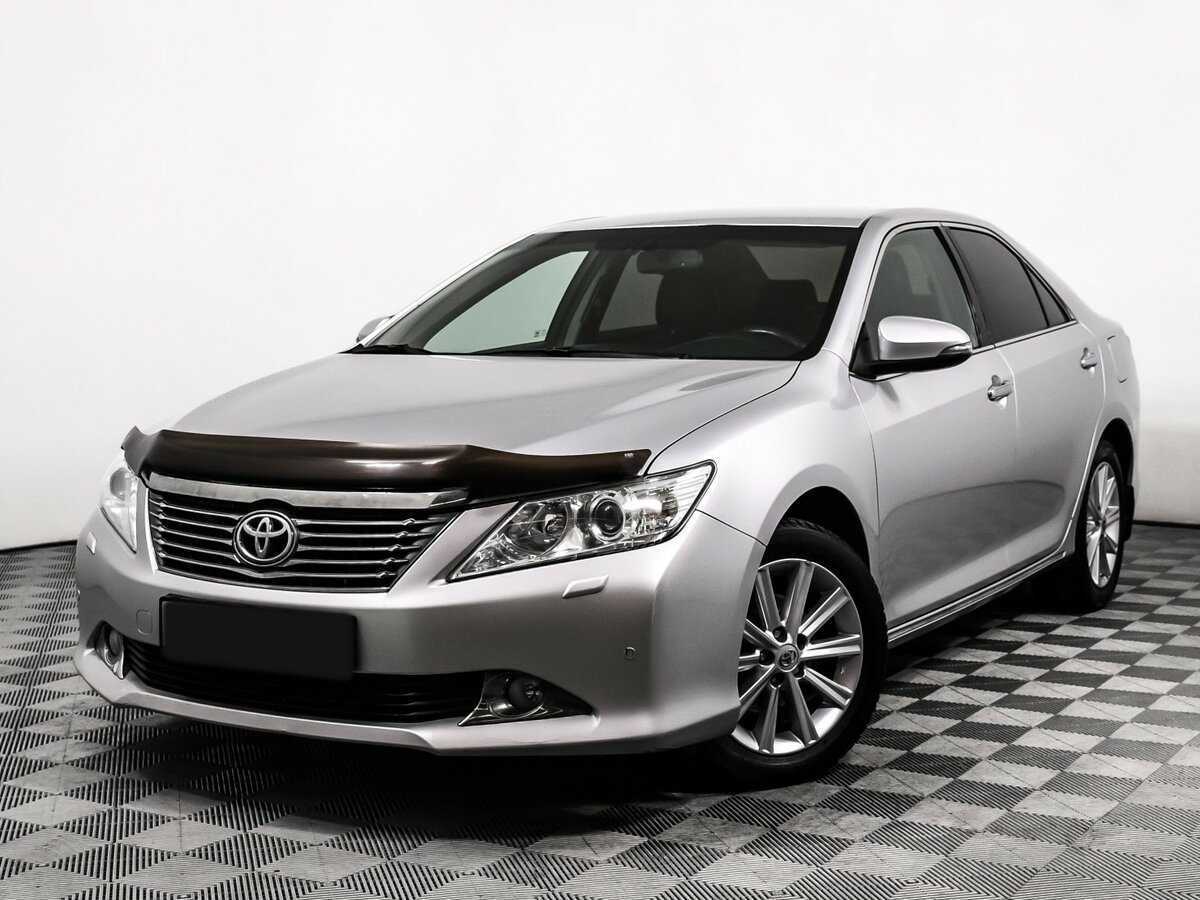 Toyota Camry 2014 года с пробегом. Посмотреть фото