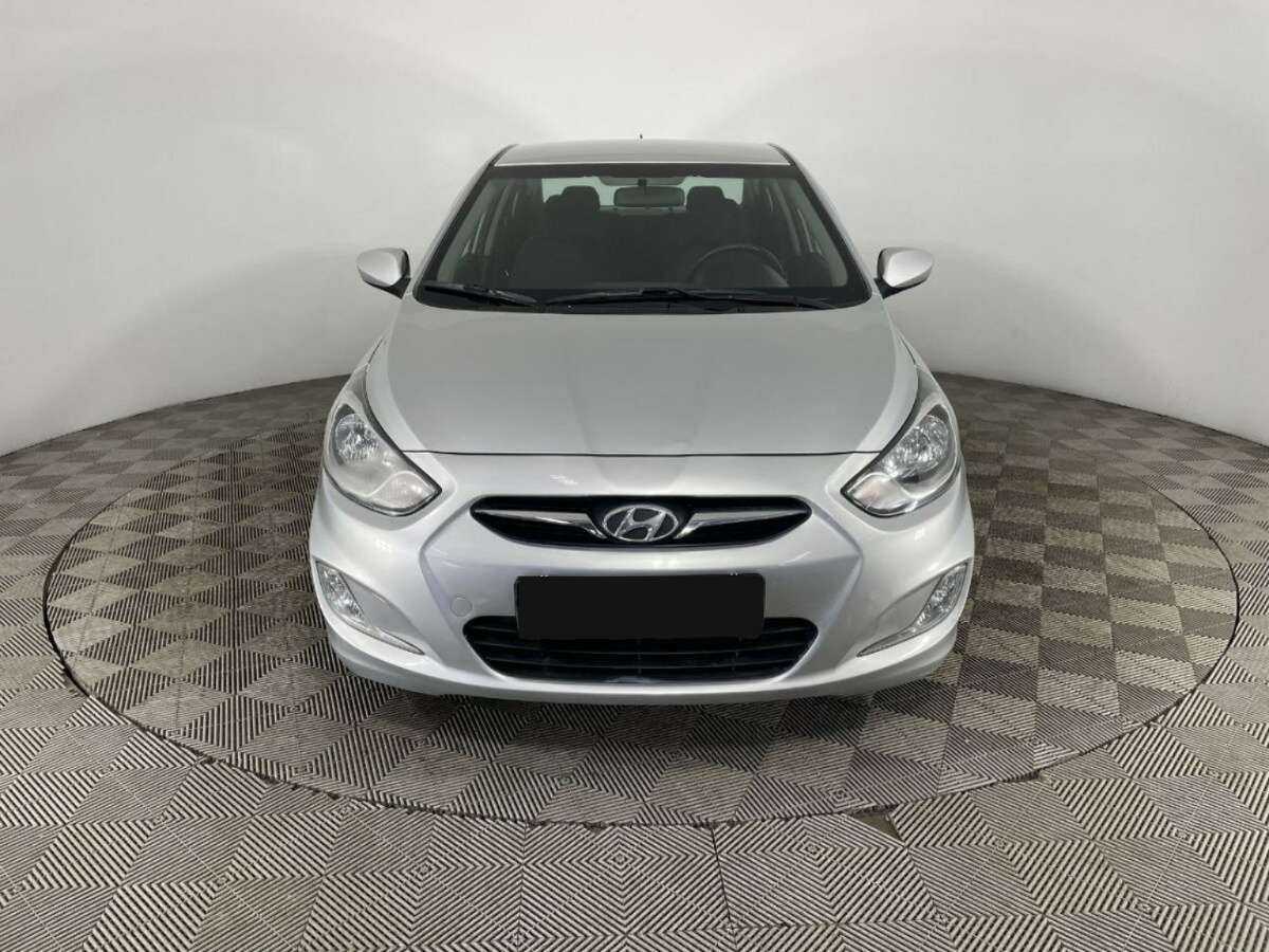 Hyundai Solaris 2012 года с пробегом. Фото: #1