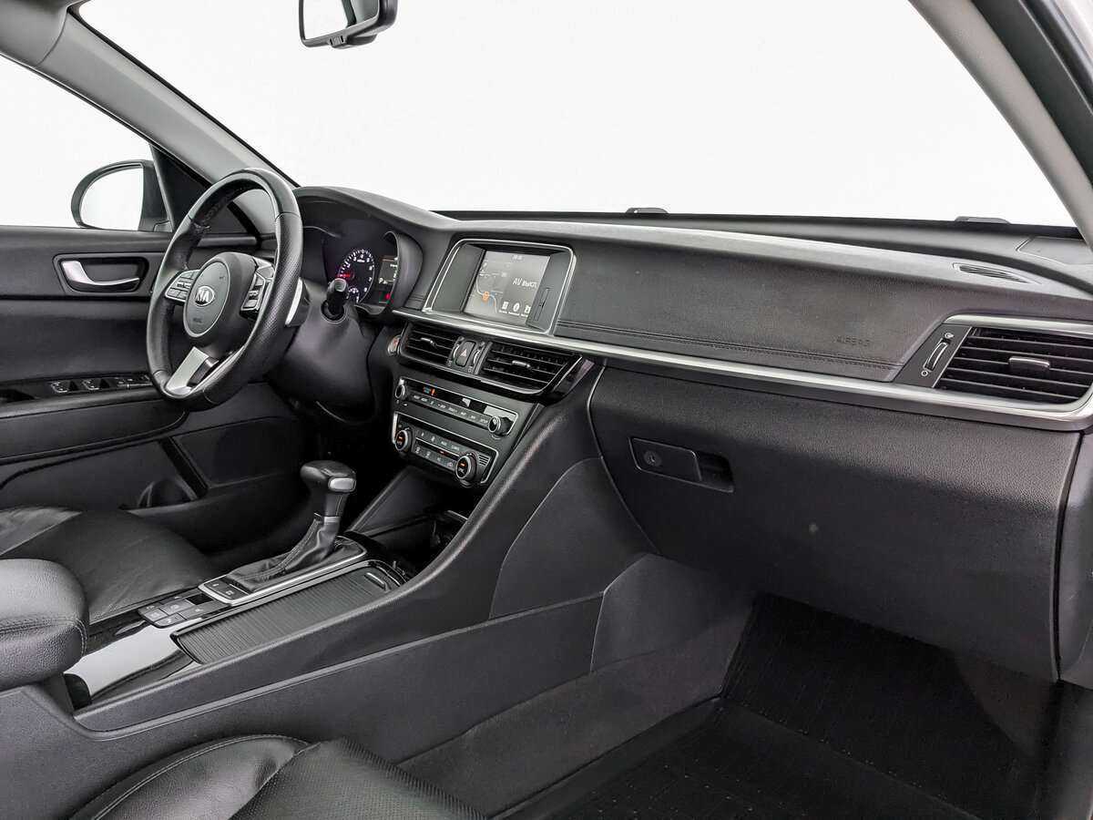 Kia Optima 2018 года с пробегом. Фото: #8