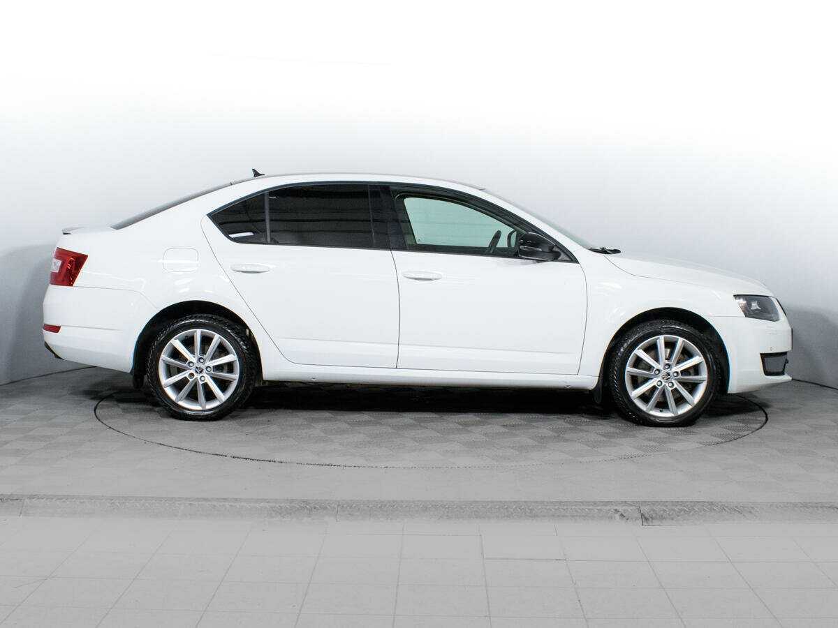 Skoda Octavia 2016 года с пробегом. Фото: #3