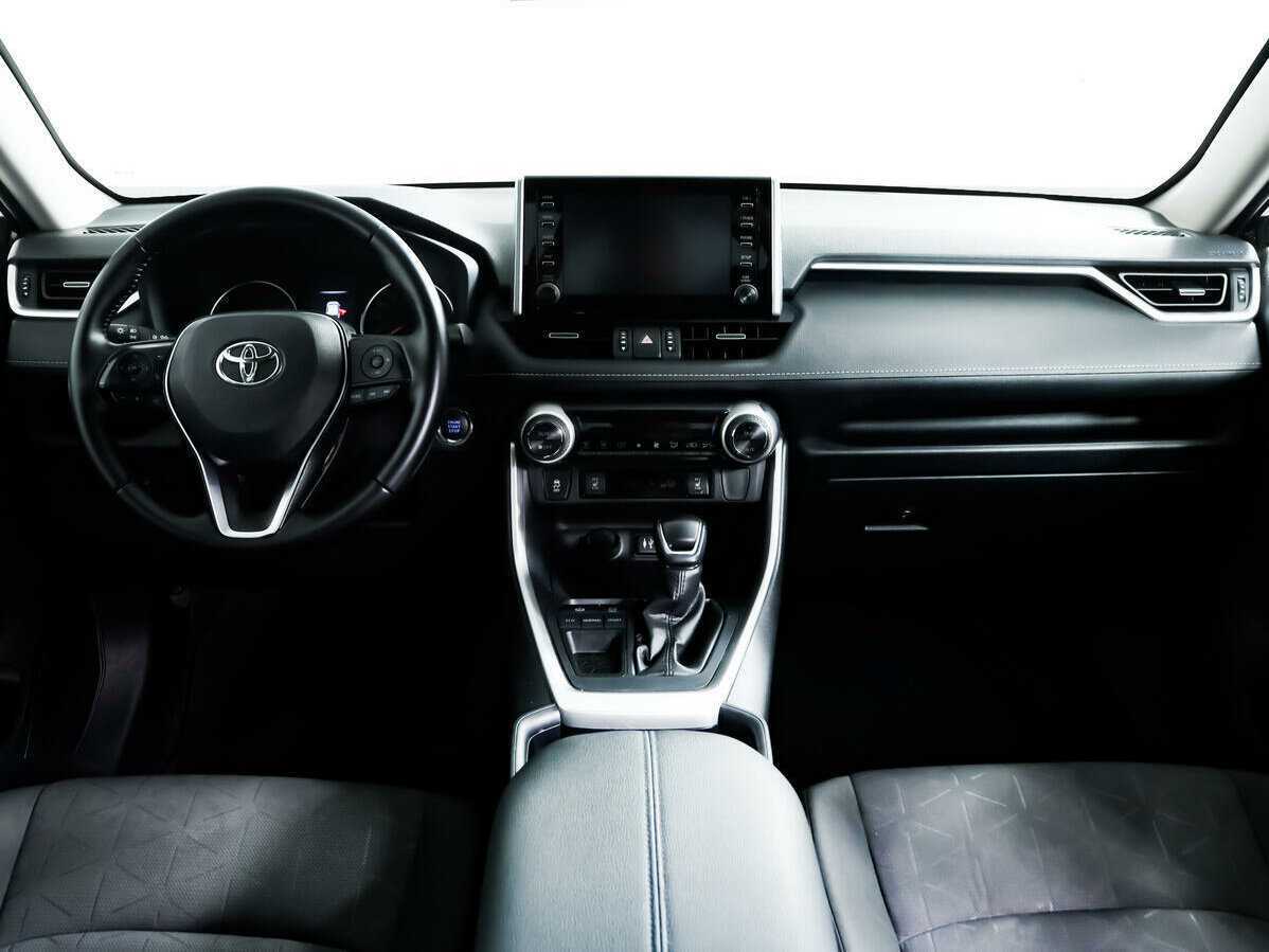 Toyota RAV4 2020 года с пробегом. Фото: #10