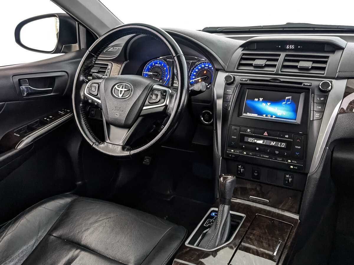 Toyota Camry 2017 года с пробегом. Фото: #22
