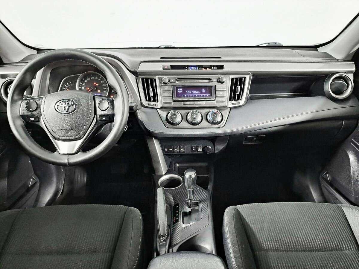 Toyota RAV4 2014 года с пробегом. Фото: #11