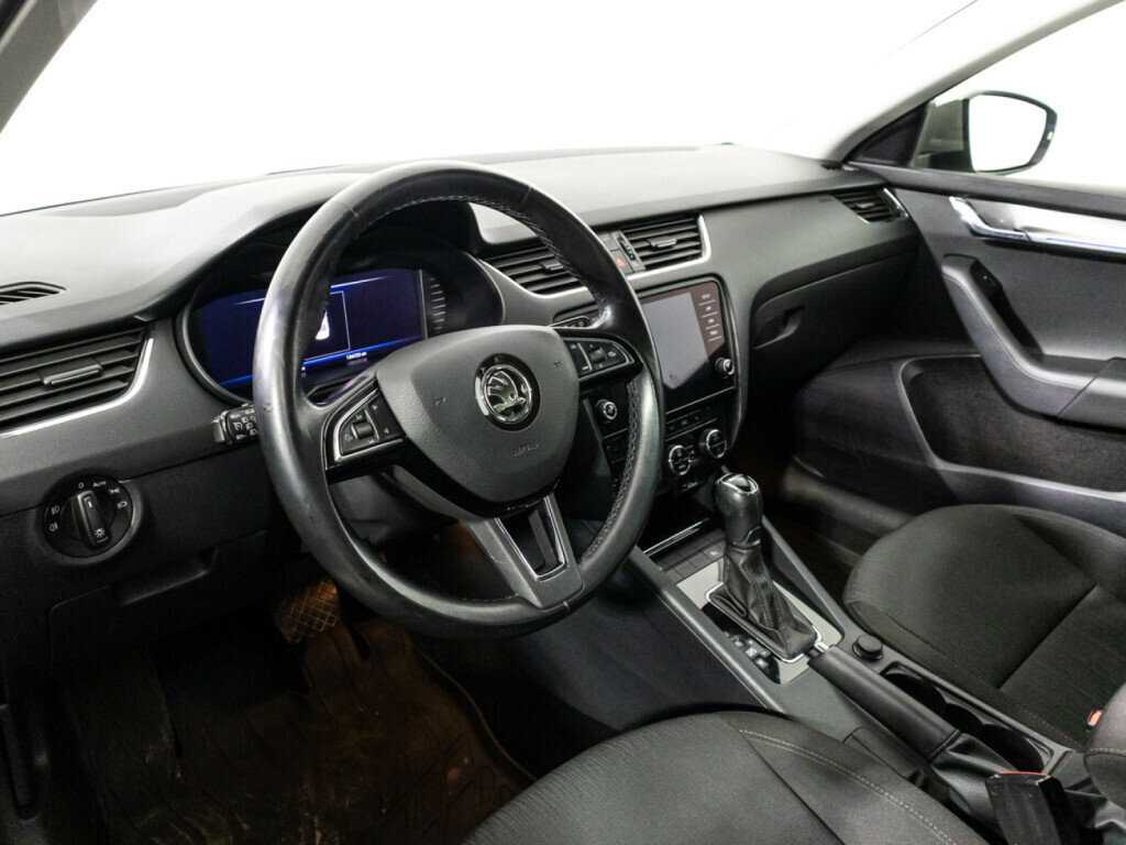 Skoda Octavia 2018 года с пробегом. Фото: #10