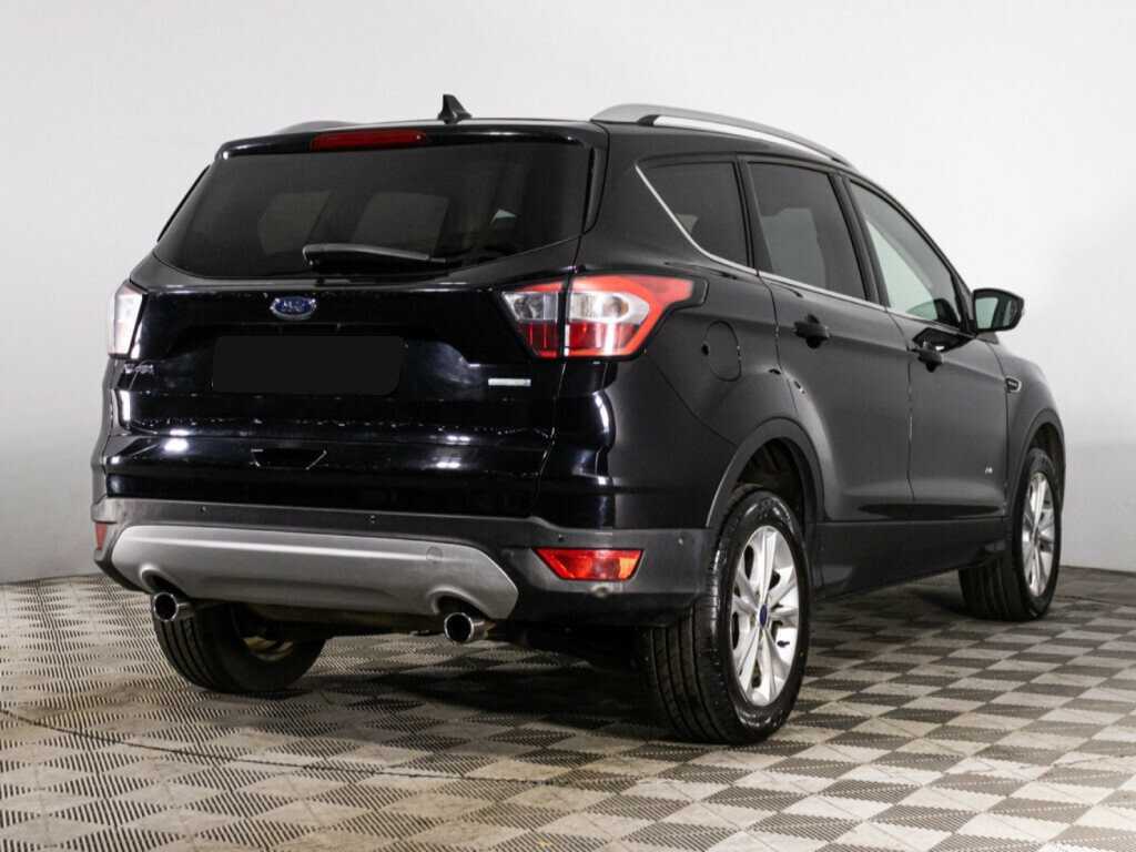Ford Kuga 2017 года с пробегом. Фото: #4