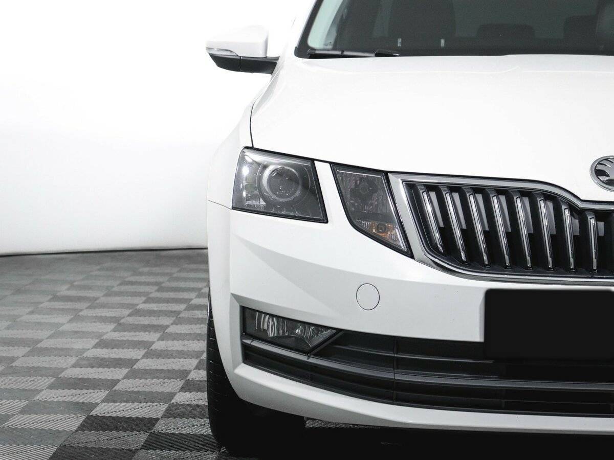 Skoda Octavia 2023 года с пробегом. Фото: #14