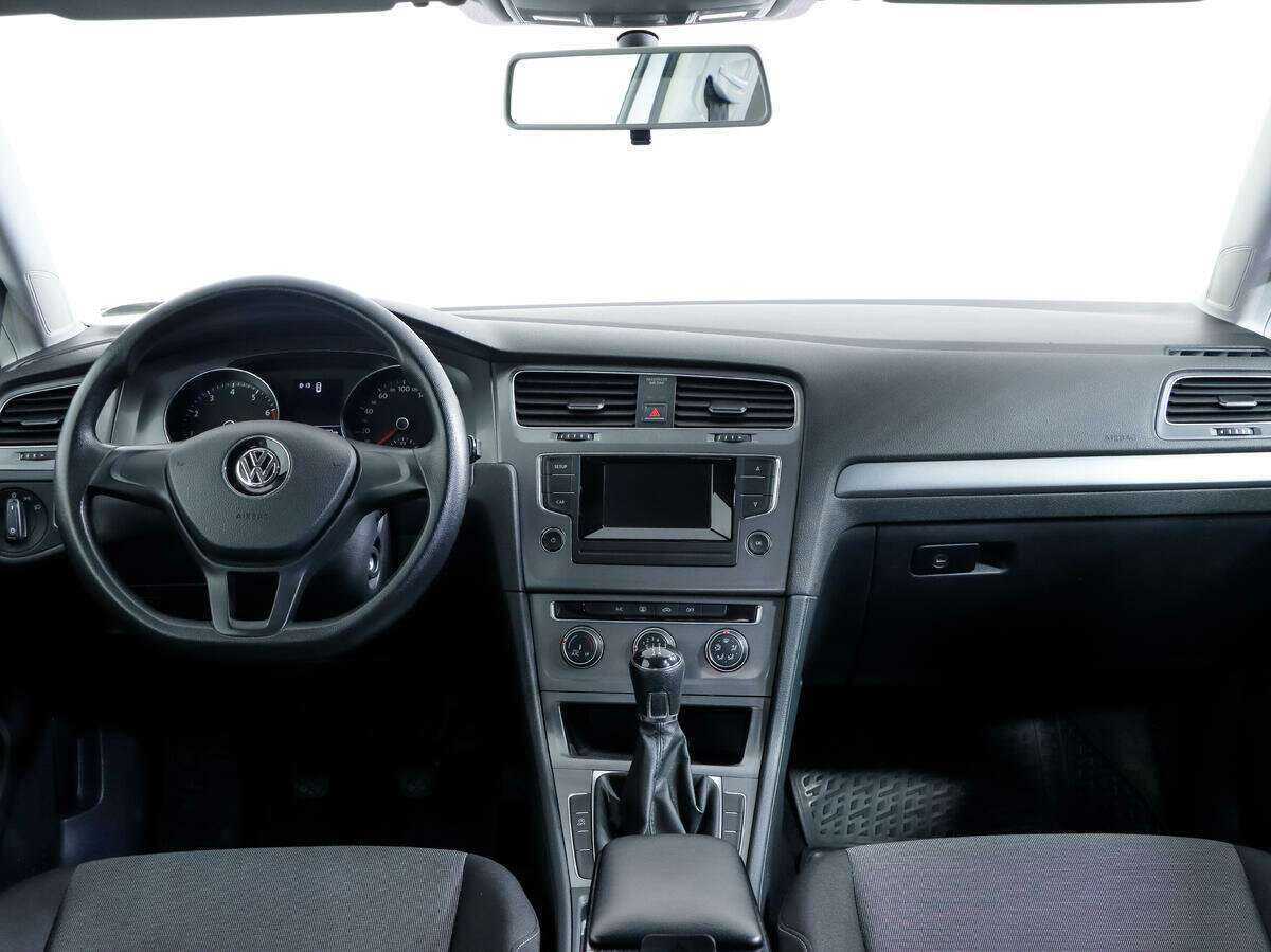 Volkswagen Golf 2013 года с пробегом. Фото: #9