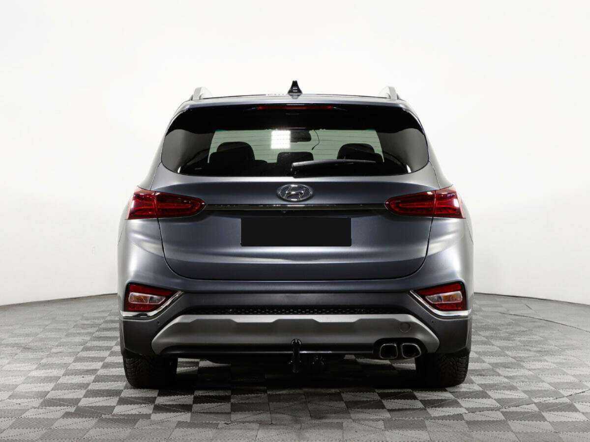Hyundai Santa Fe 2018 года с пробегом. Фото: #4