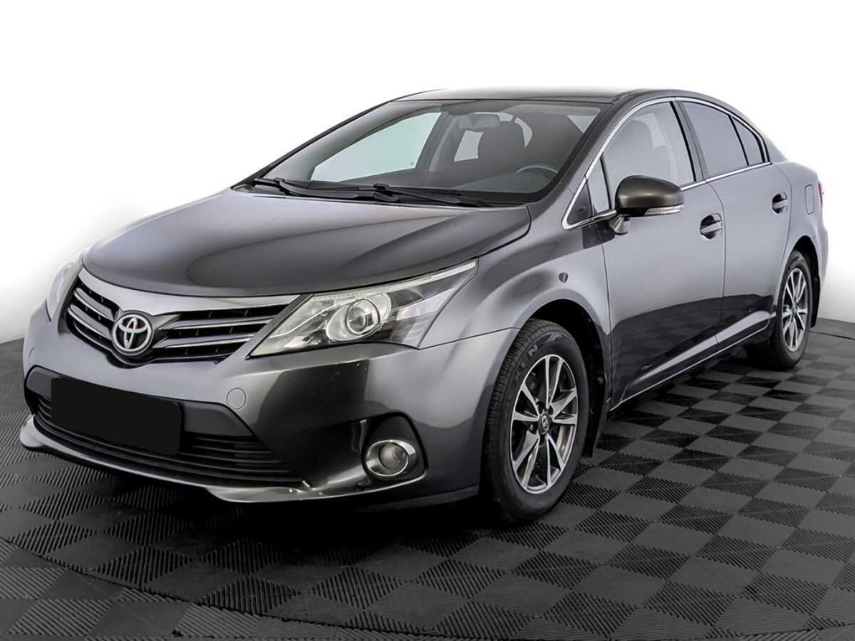 Toyota Avensis 2012 года с пробегом. Посмотреть фото