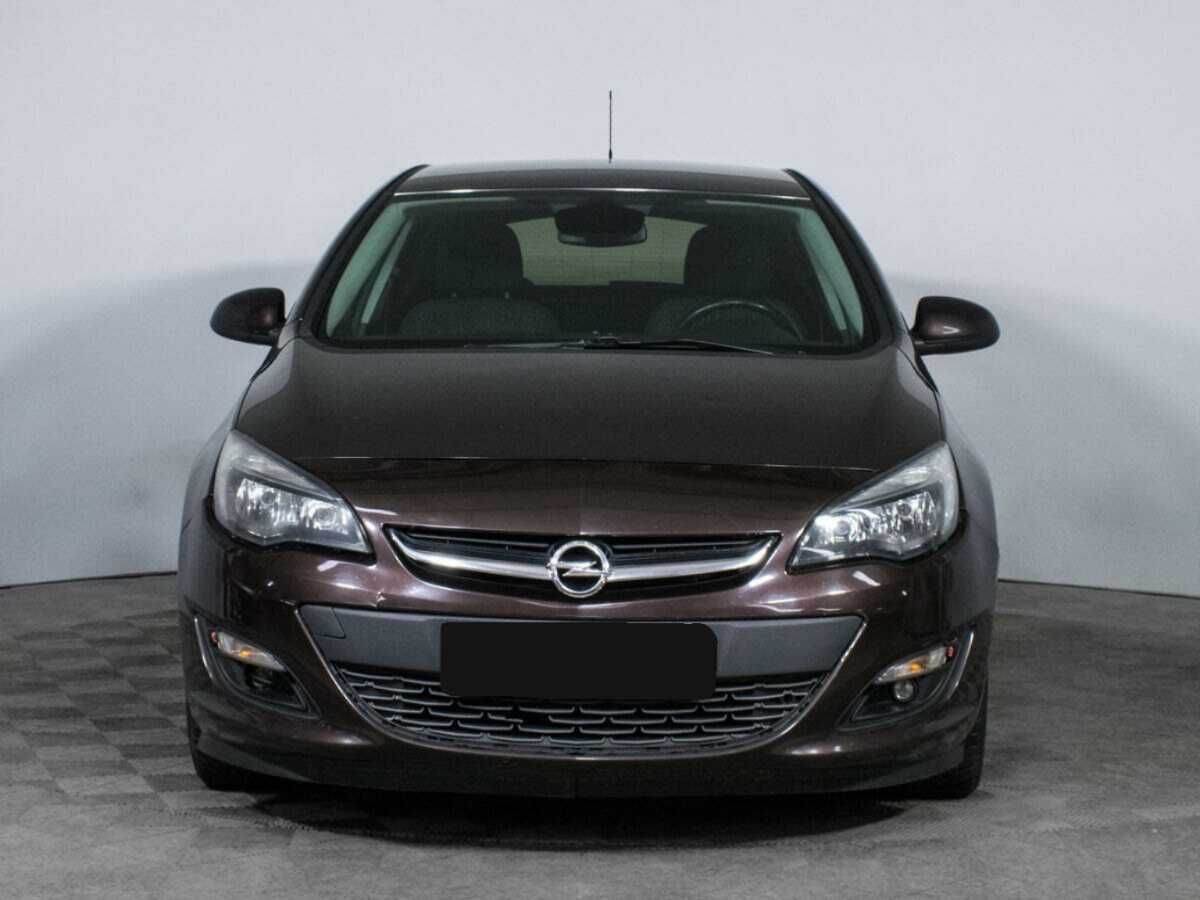 Opel Astra 2014 года с пробегом. Фото: #1