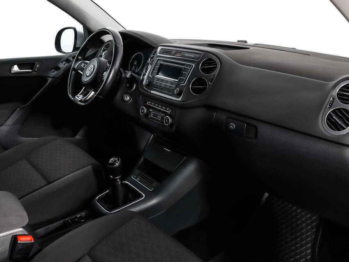 Volkswagen Tiguan 2012 года с пробегом. Фото: #10