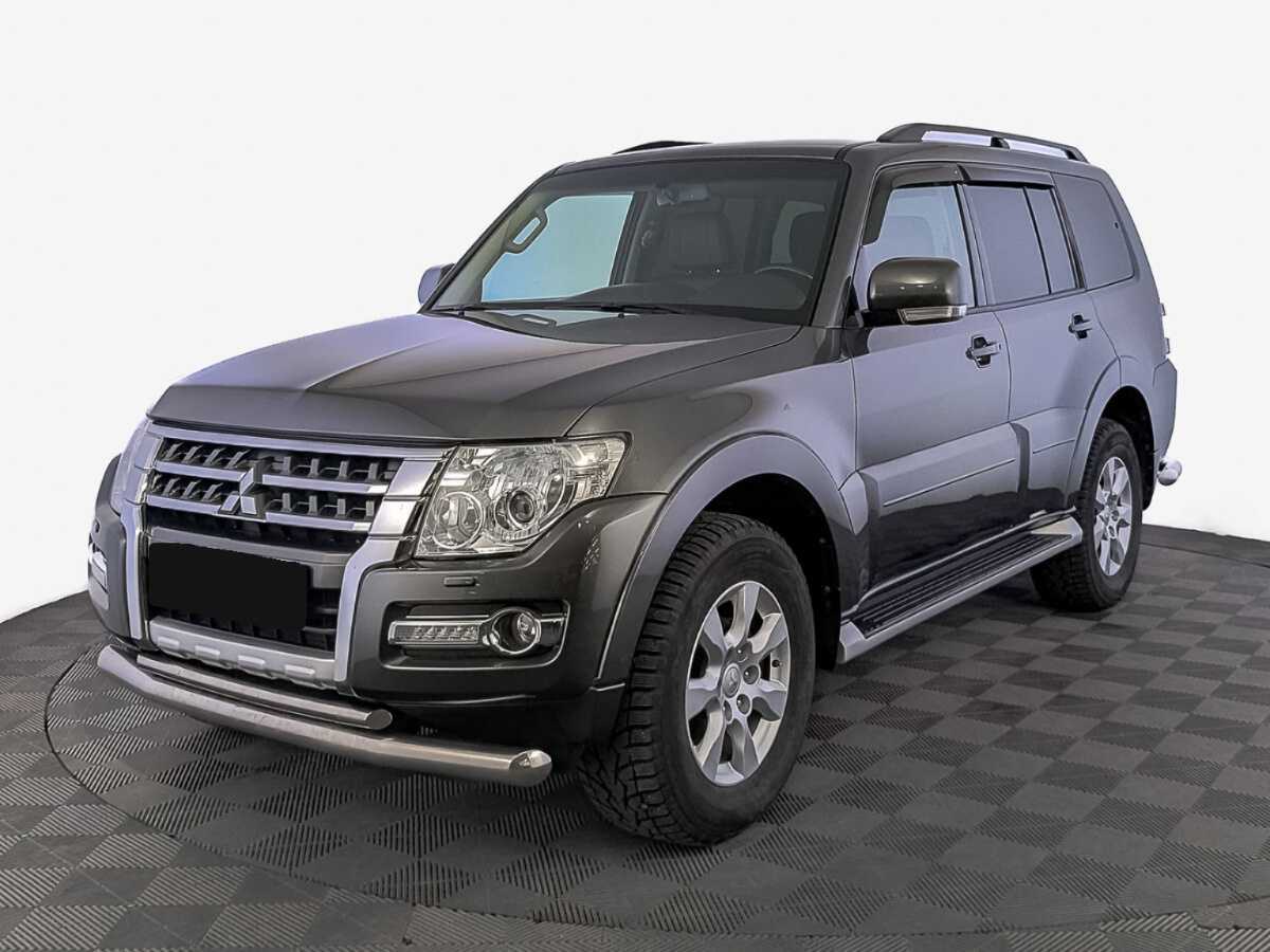 Mitsubishi Pajero 2018 года с пробегом. Фото: #0
