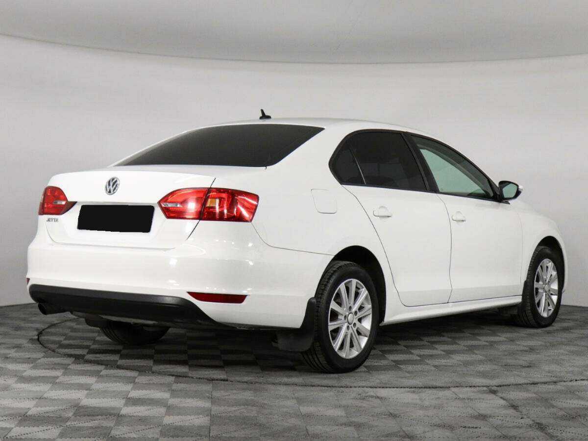 Volkswagen Jetta 2013 года с пробегом. Фото: #4