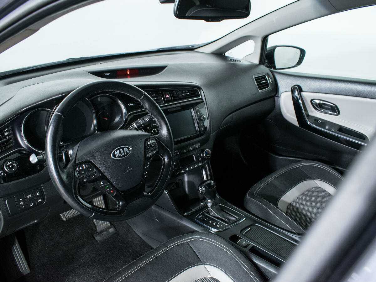 Kia Ceed 2018 года с пробегом. Фото: #12