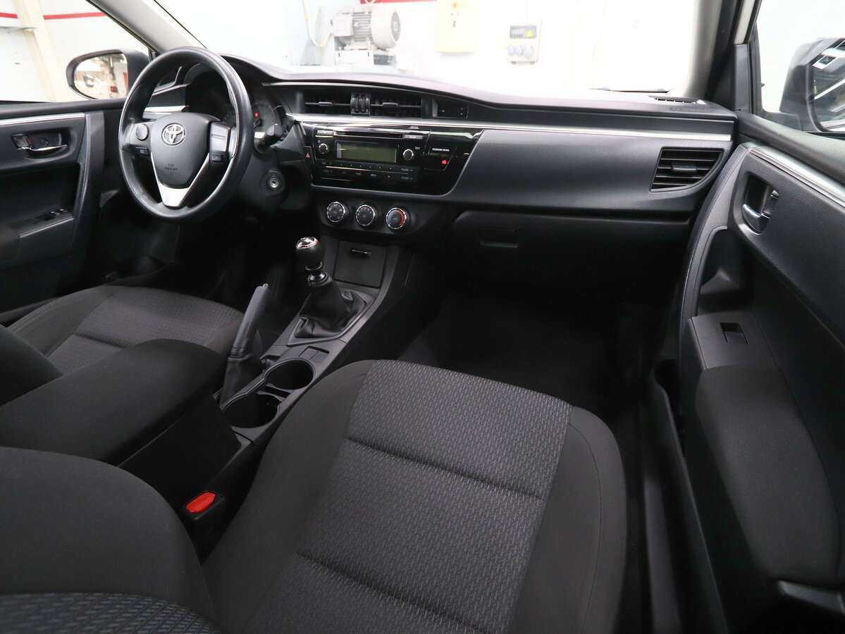 Toyota Corolla 2014 года с пробегом. Фото: #13