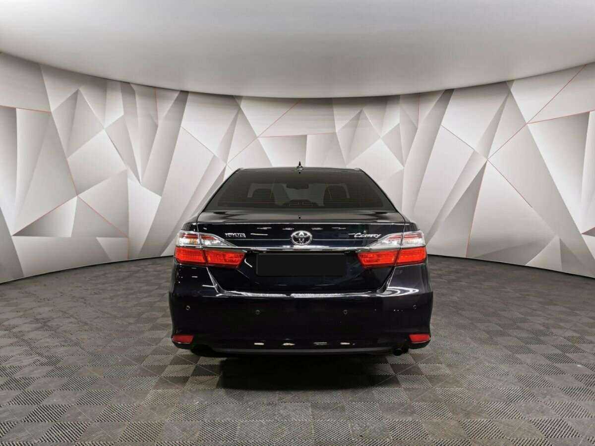Toyota Camry 2017 года с пробегом. Фото: #7
