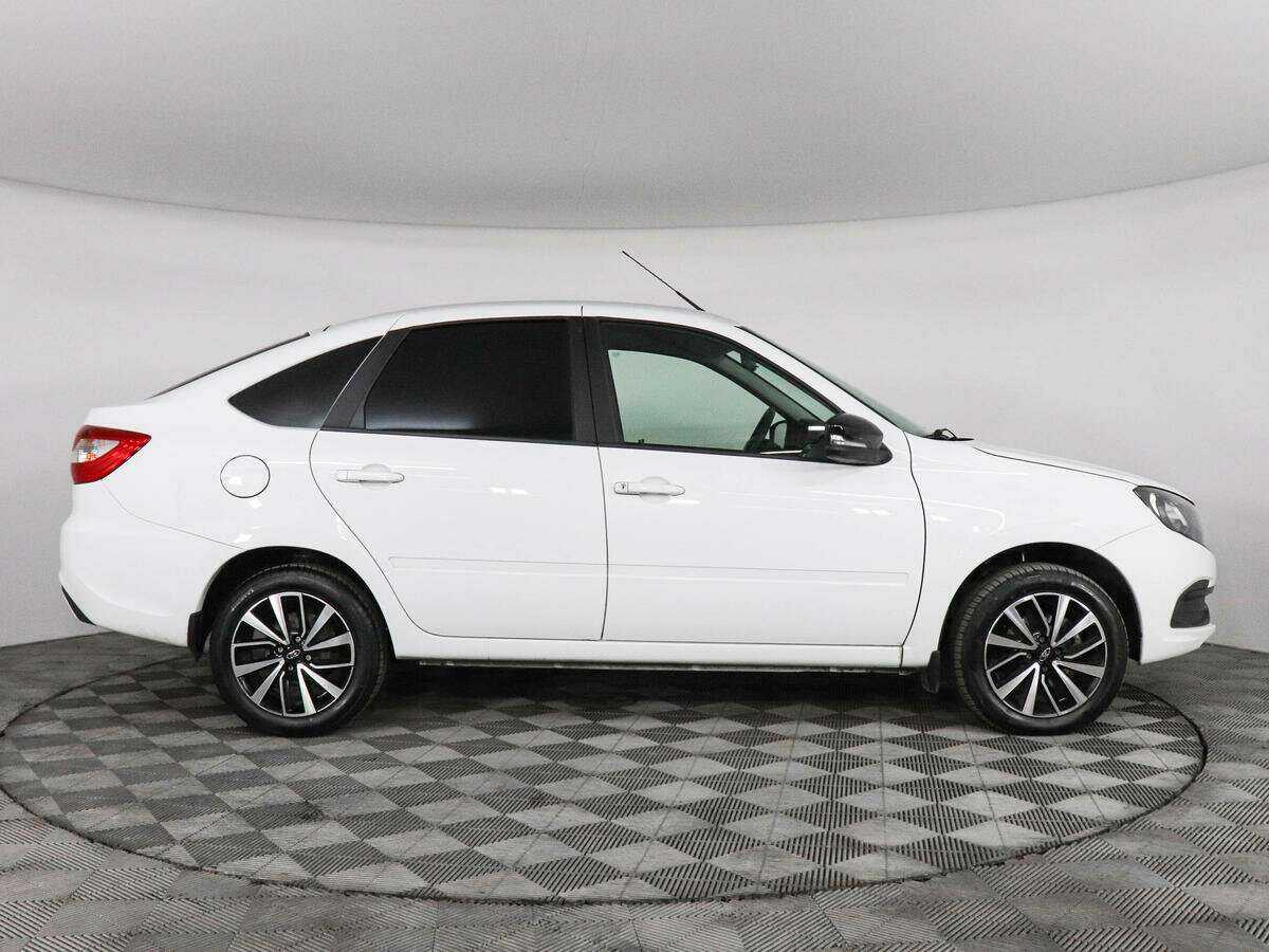 Lada (ВАЗ) Granta 2023 года с пробегом. Фото: #3