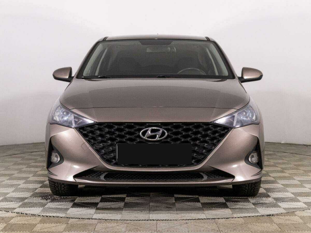 Hyundai Solaris 2021 года с пробегом. Фото: #1