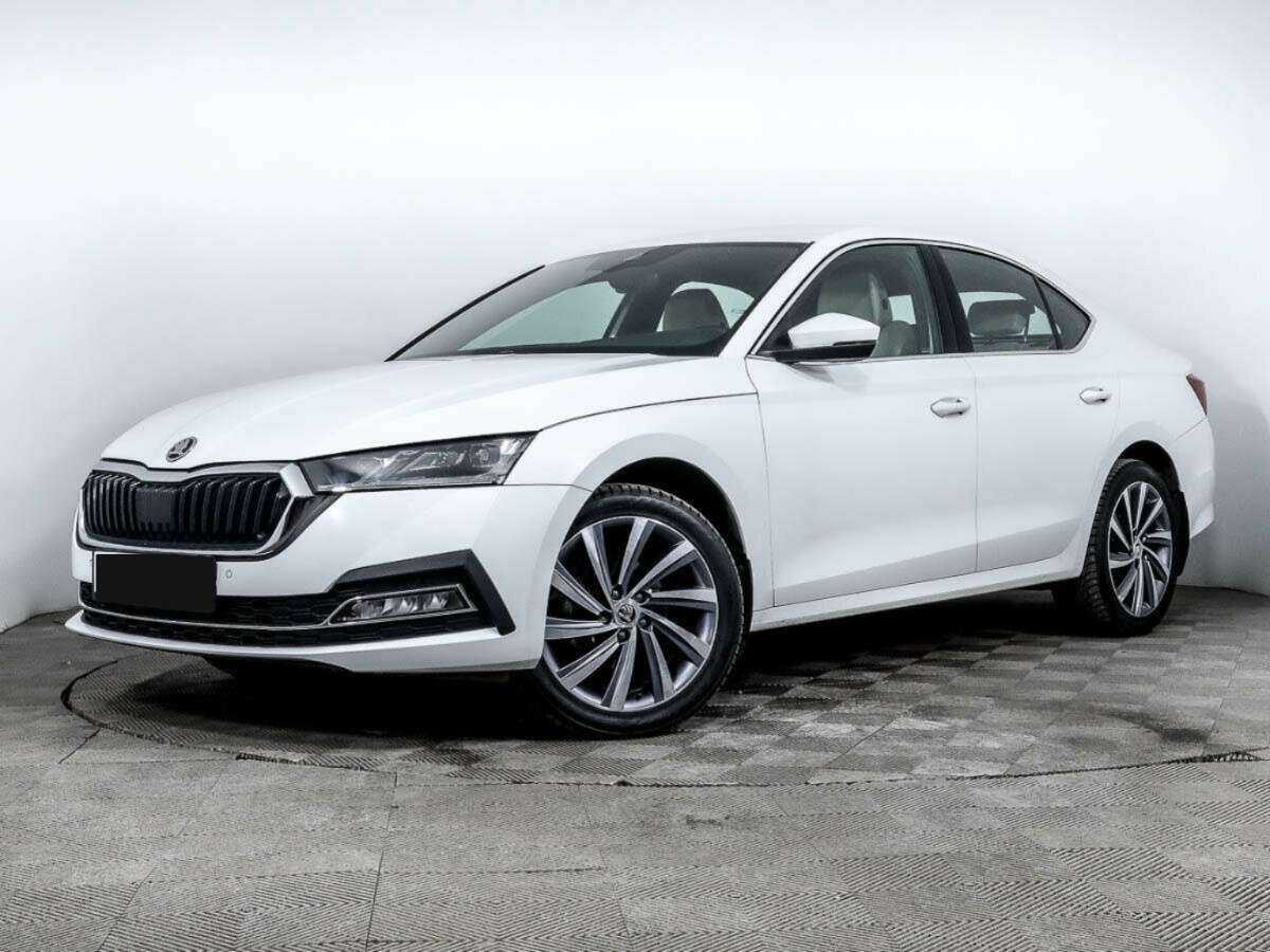Skoda Octavia 2021 года с пробегом. Посмотреть фото